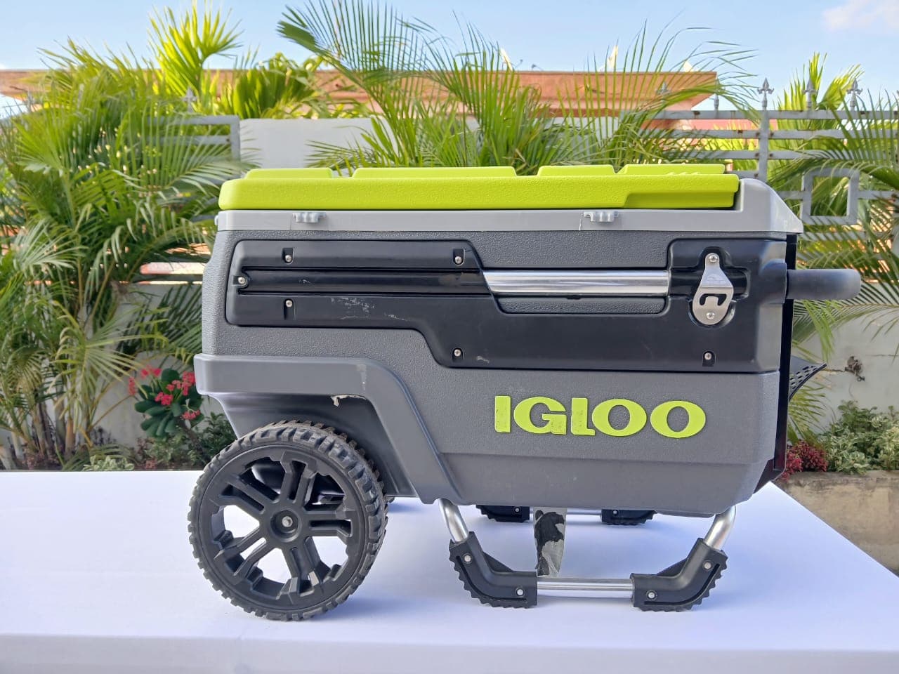 Igloo Trailmate Journey 70-Quart Cooler